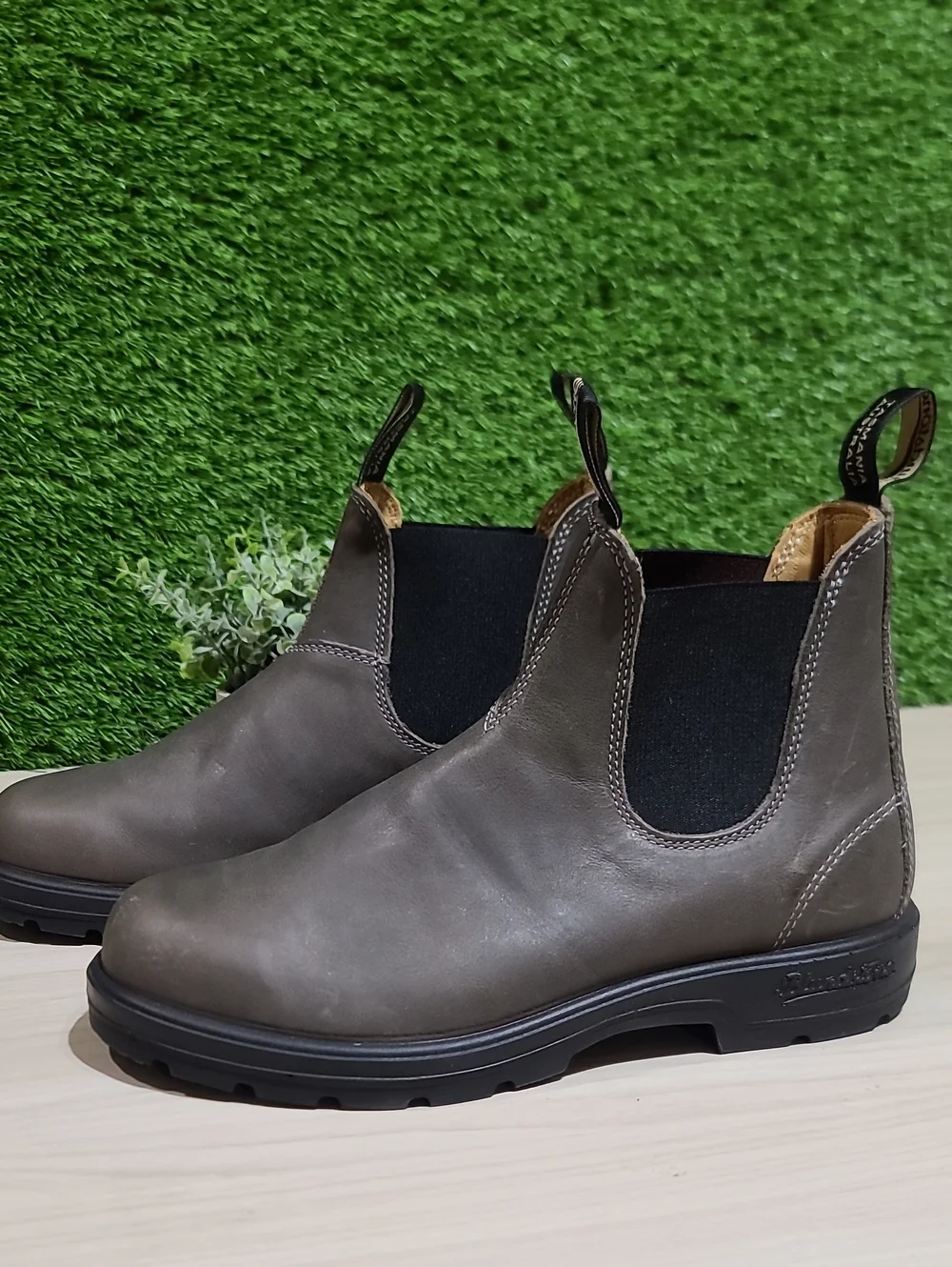 Blundstone Classics 1469 Chelsea Boots / Steel Grey AU 8.5 (US Men's 9.5) New